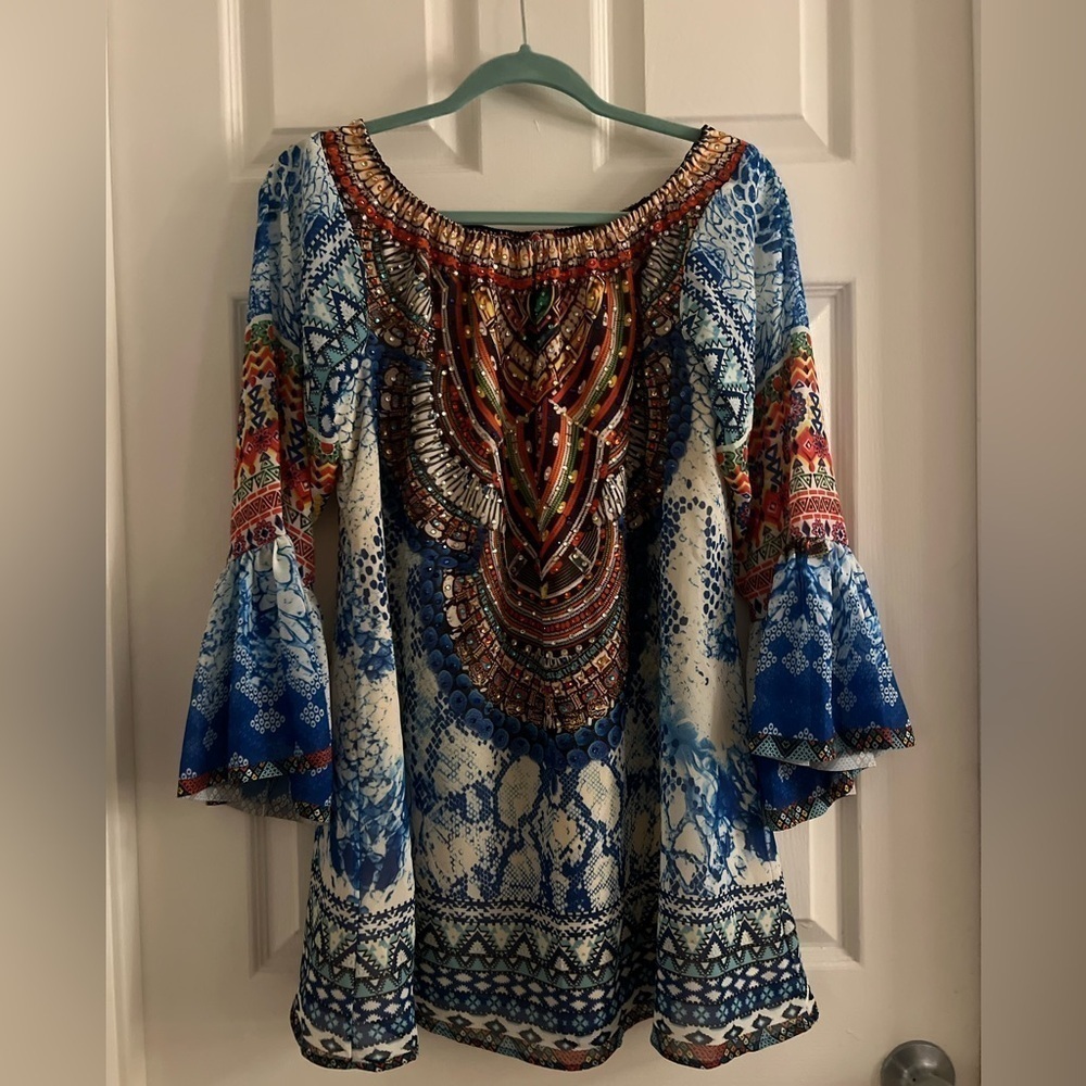 Ranee’s off the shoulder beach cover up. Sequins. NWOT. Size S/M.